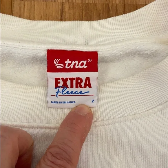 ARITZIA TNA extra fleece sweatshirt with pockets - size 2 - flaws - Picture 3 of 10